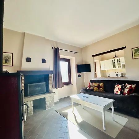 مزرعة للإقامة Podere La Branda *