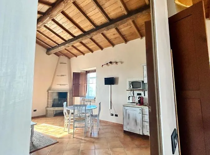 Podere La Branda 팜스테이 *